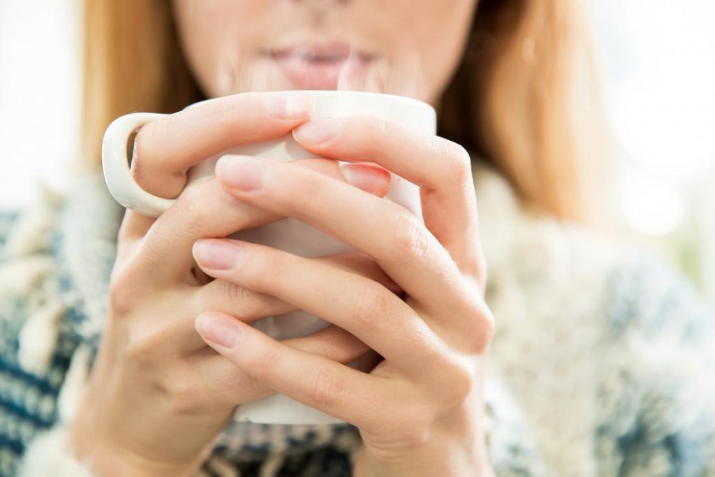 ابتلا به سرطان مری با نوشیدن چای داغ