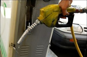 احتمال سهمیه بندی بنزین و دو نرخی شدن و افزایش قیمت بنزین 97