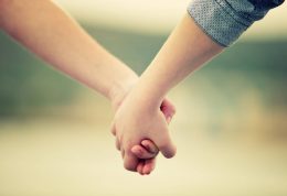 روابط قبل از نامزدی و ازدواج چه آفاتی دارد؟
